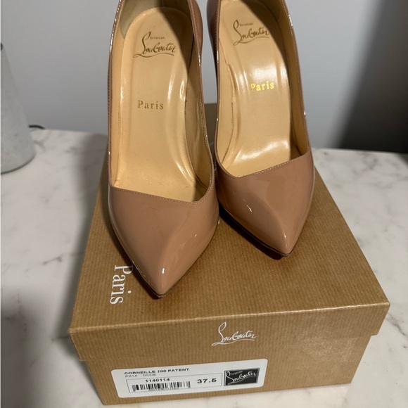 Like new beige louboutin pumps - Picture 2 of 4